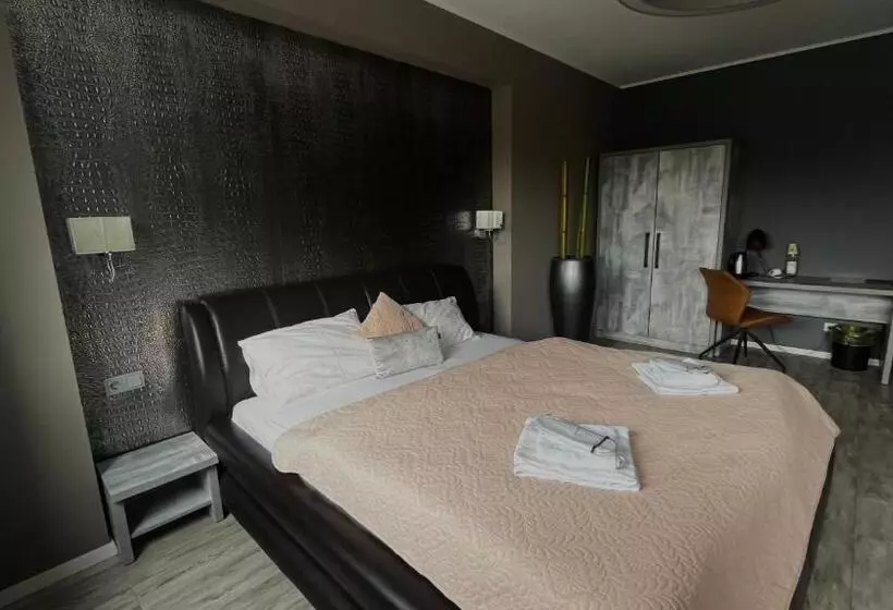 هتل Vitalounge Sports & Spa