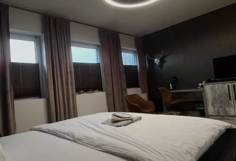 هتل Vitalounge Sports & Spa