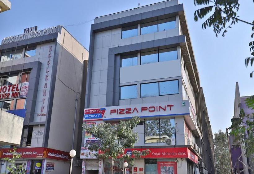 Oyo 10129 Hotel Stay Inn