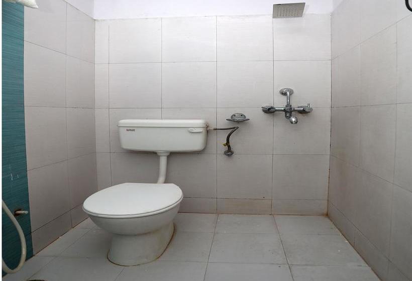 Oyo 10347 Hotel Deepak