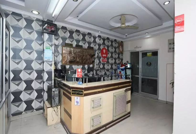 Oyo 10347 Hotel Deepak