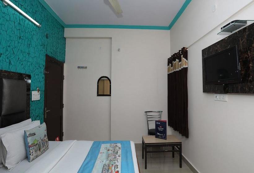 Oyo 10347 Hotel Deepak