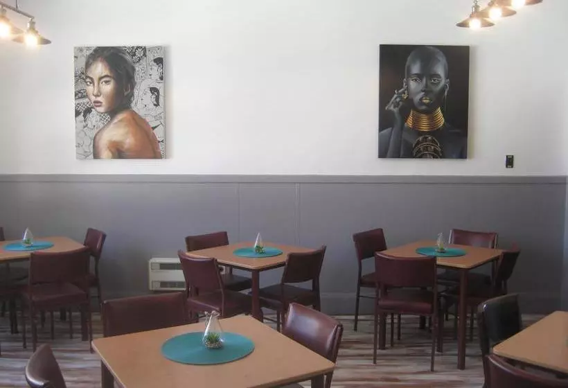 South Of The Barber Hostel