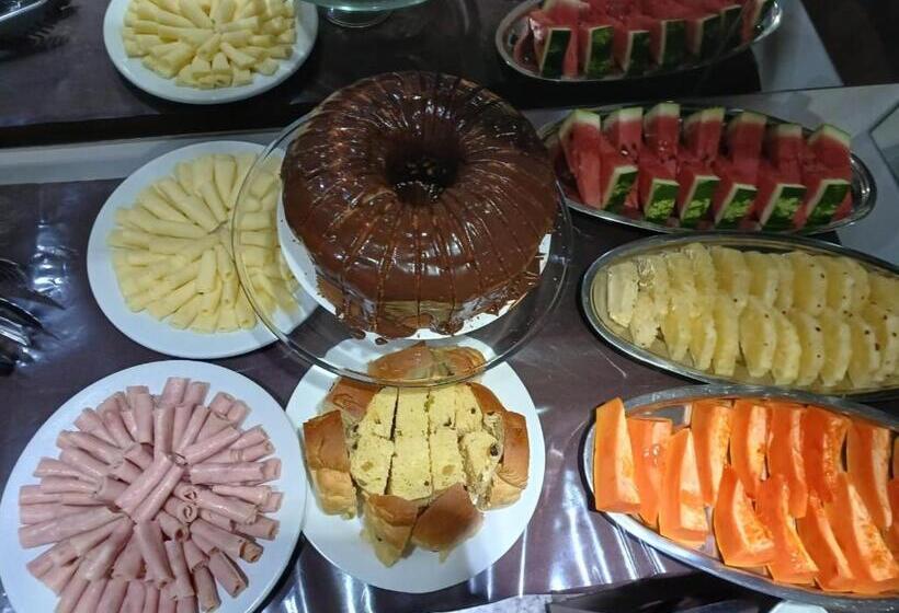 هاستل Serra Linda