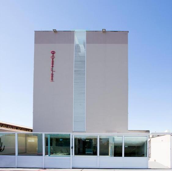 هاستل Serra Linda