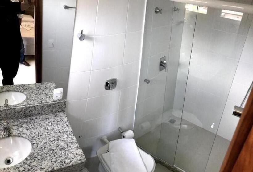 هاستل Serra Linda