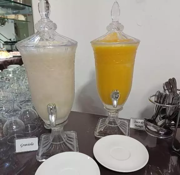 Retkeilymaja Serra Linda