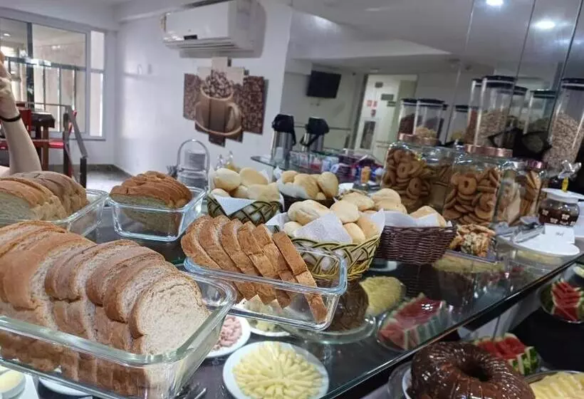 Retkeilymaja Serra Linda