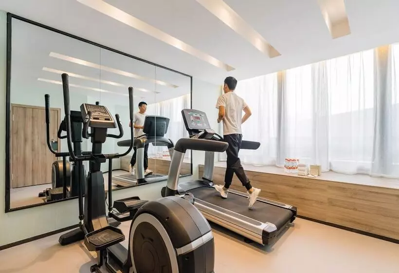 Atour Hotel Yantai South Station Yingchun Street