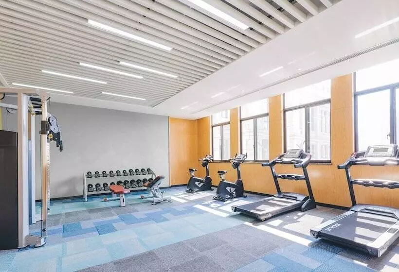 Atour Hotel Yantai South Station Yingchun Street