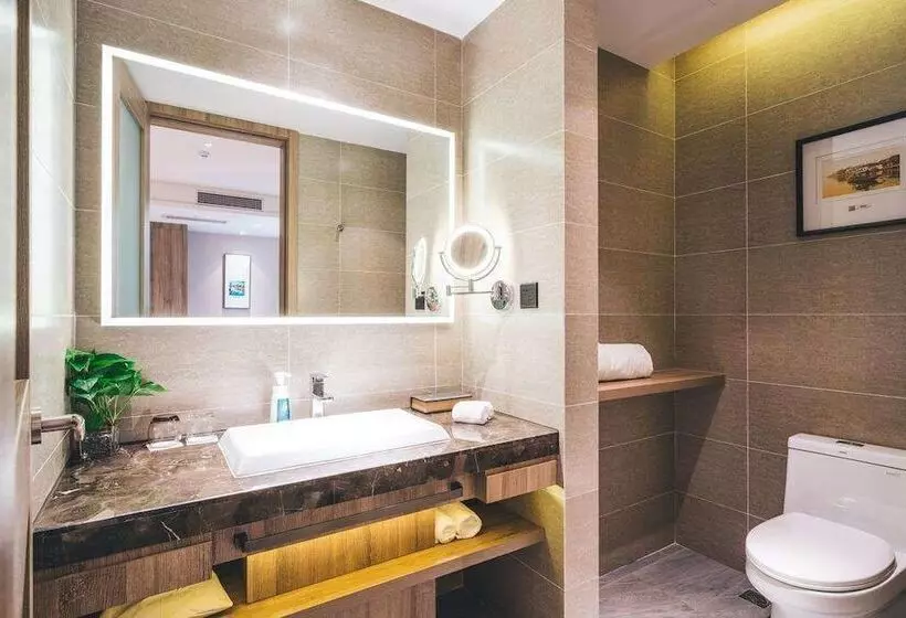 Atour Hotel Yantai South Station Yingchun Street
