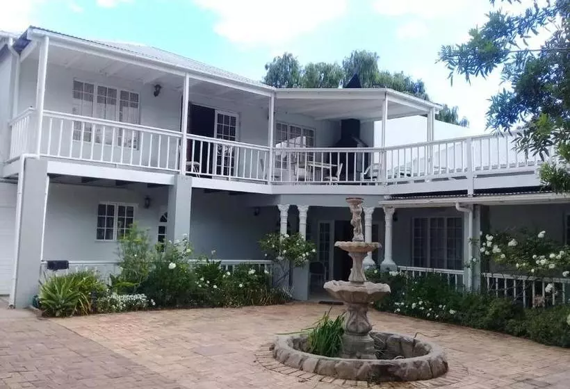 Aamiaismajoitus (B&B) Aquaelberg Place