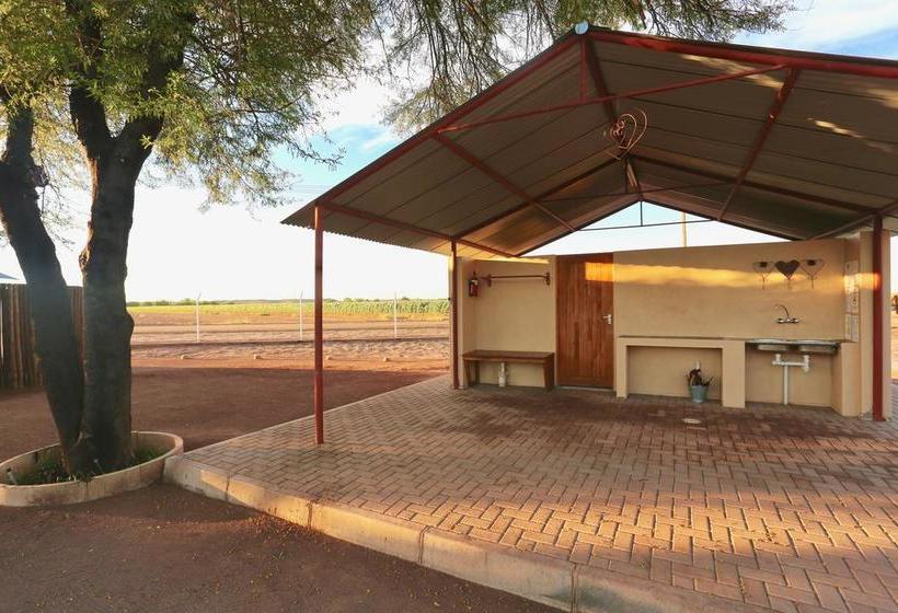 Bed and Breakfast Bastion Farmyard