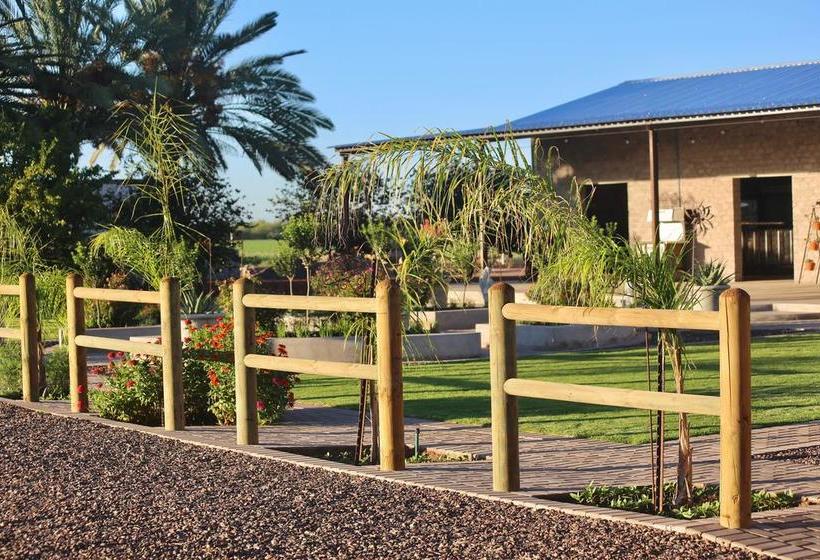 Bed and Breakfast Bastion Farmyard