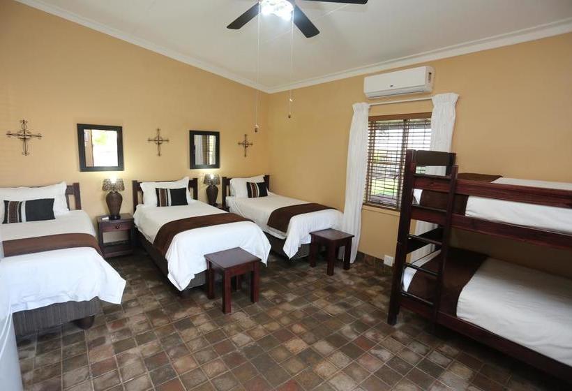 Bed and Breakfast Bastion Farmyard