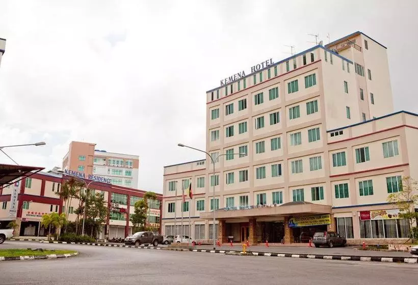 هتل Kemena
