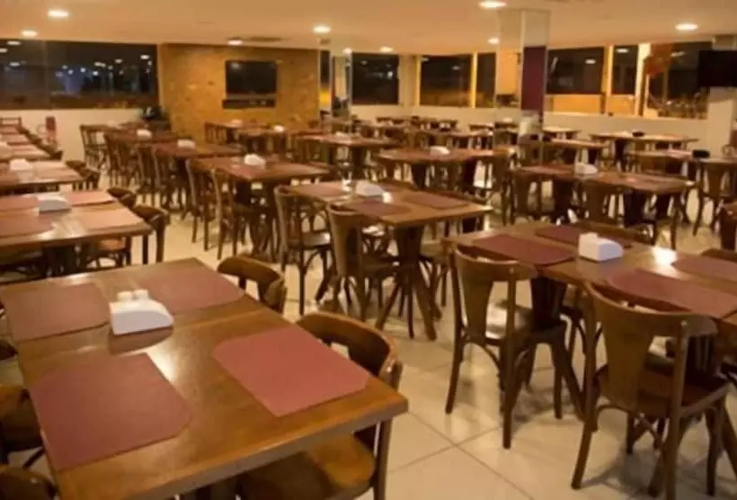 ホテル Salgueiro Plaza