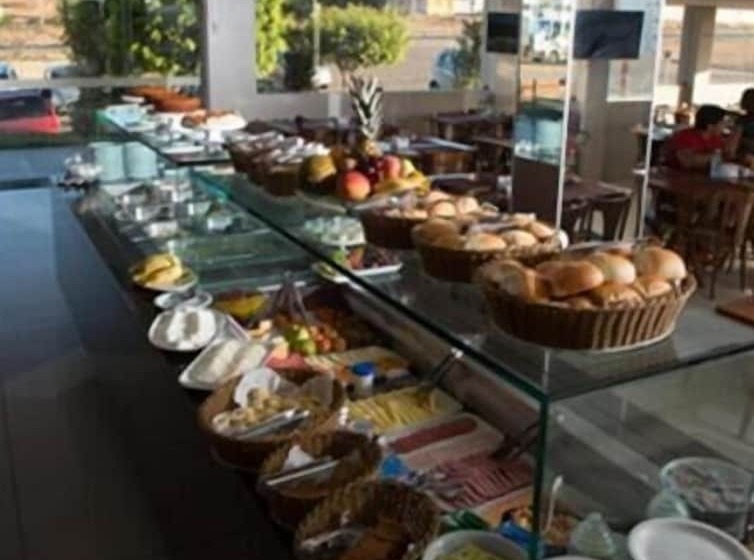 酒店 Salgueiro Plaza