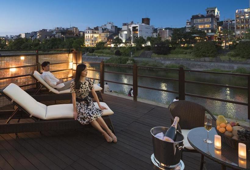 בית מלון כפרי Villa Pontocho Kyoto