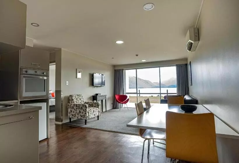 Marakura Deluxe Motel