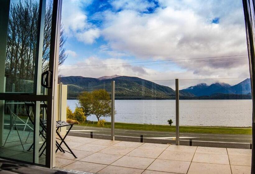 Marakura Deluxe Motel