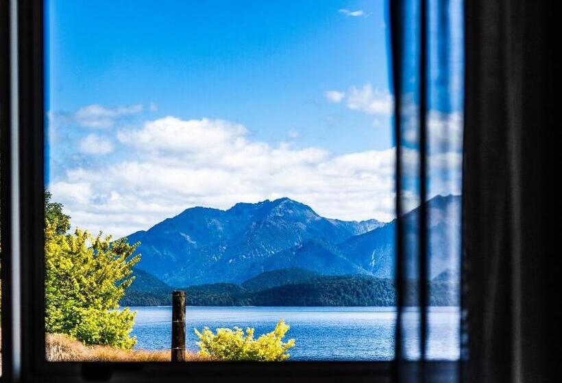 Marakura Deluxe Motel