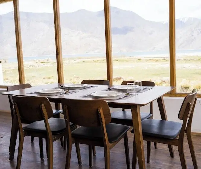 ホテル Saser Scenic Pangong