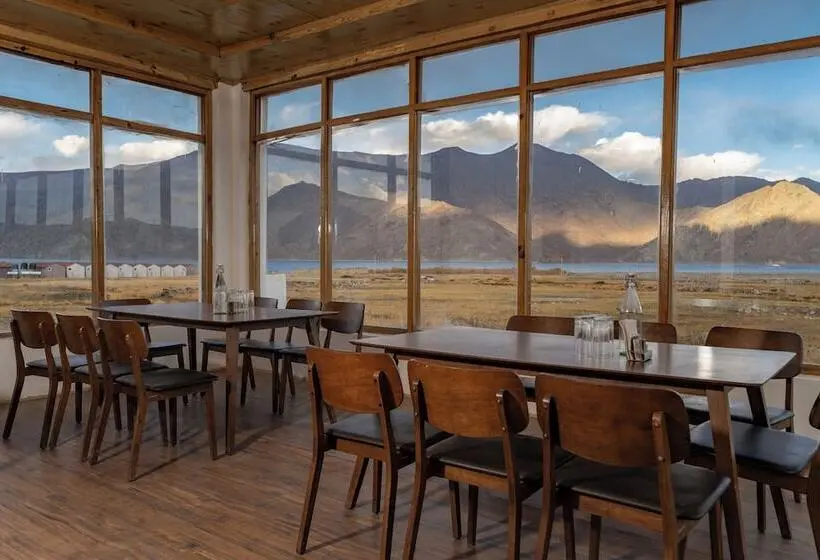 ホテル Saser Scenic Pangong