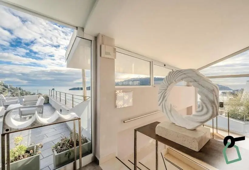 ホテル Hotiday Room Collection   Porto Venere