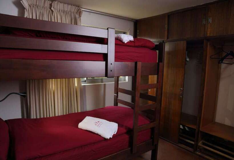 هاستل Casa Suiza