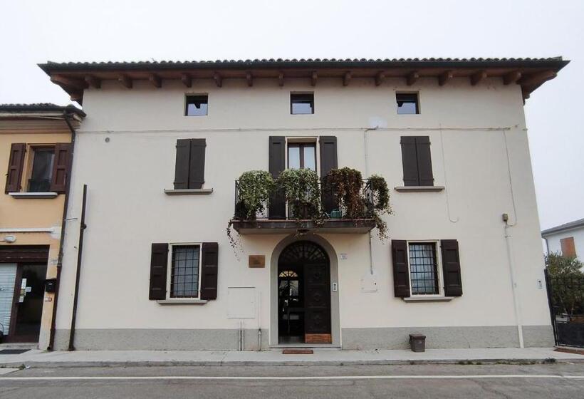 مبيت وإفطار Casa Nives