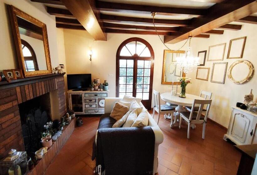 مبيت وإفطار Casa Nives