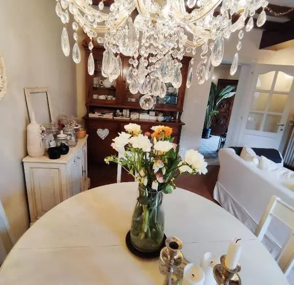 Aamiaismajoitus (B&B) Casa Nives