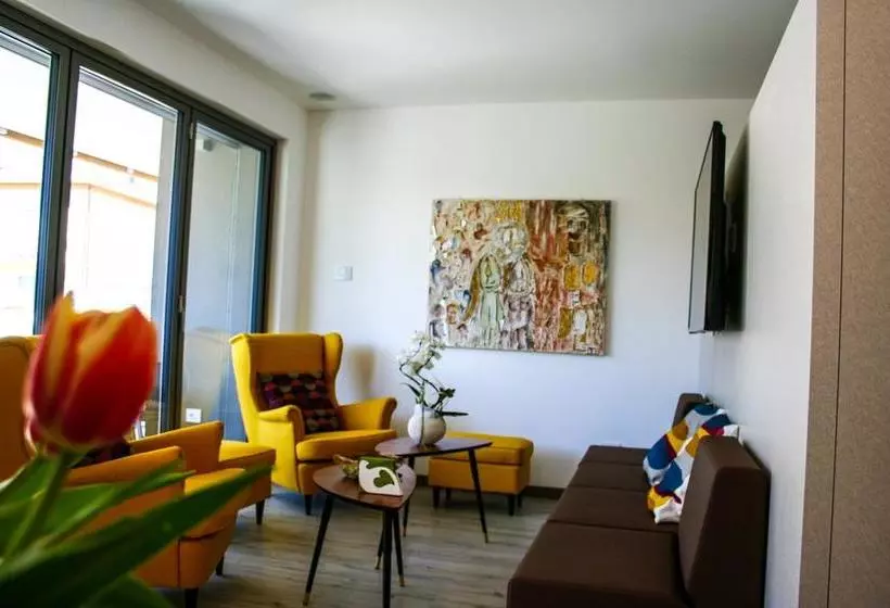Aamiaismajoitus (B&B) Gardabreak Rooms&breakfast Holiday Apartments