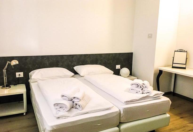 Bed and Breakfast Gardabreak Rooms&breakfast Holiday Apartments