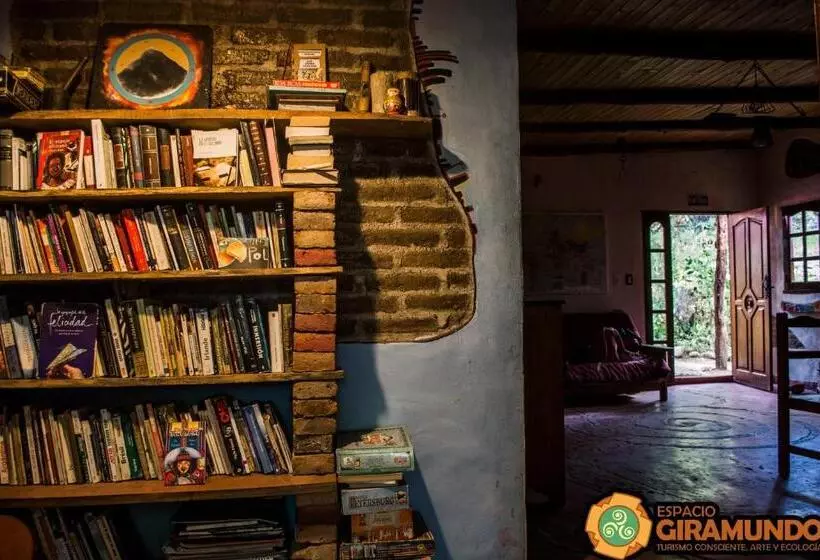 Hostel Eco Cultural Giramundo