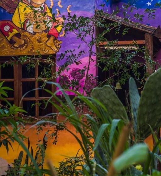 Hostel Eco Cultural Giramundo