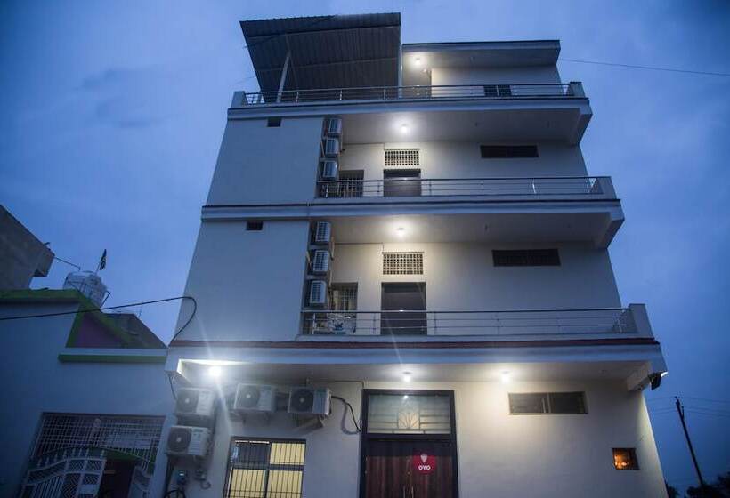 ホテル Collection O 9123 Baghban Residency