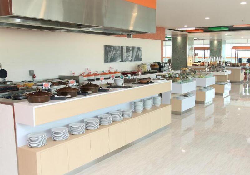 Harris Hotel Sentraland