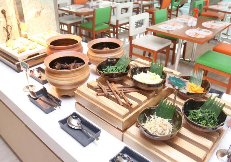 Harris Hotel Sentraland