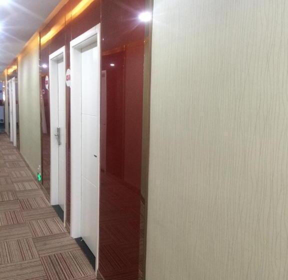 Thank Inn Chain Hotel Guizhou Anshun Development Area Xihang Road