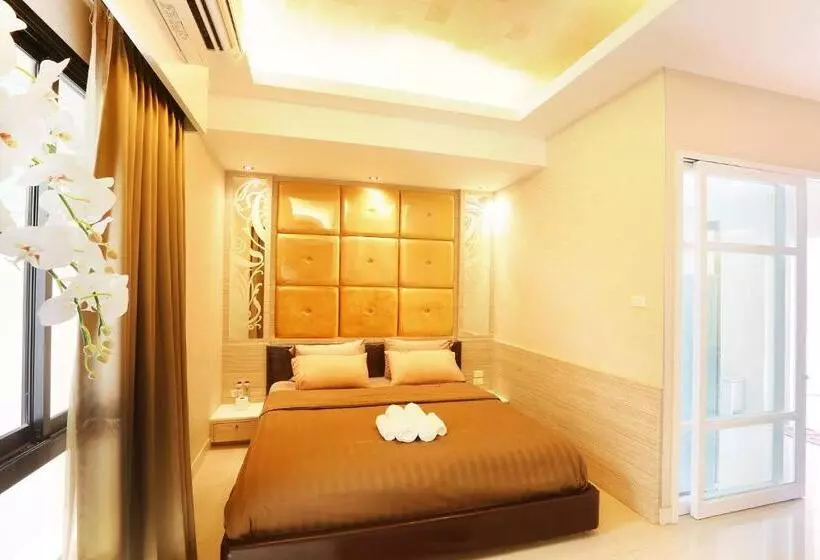 هتل The Luxury Residence