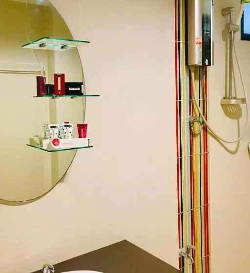 هتل The Luxury Residence