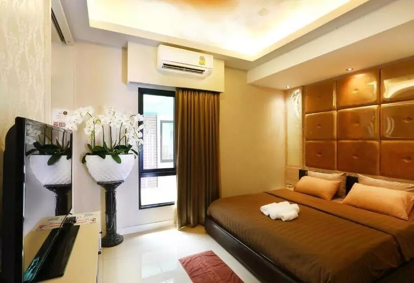 هتل The Luxury Residence