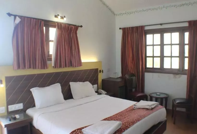 Oyo 7454 Hotel Ronaldo S