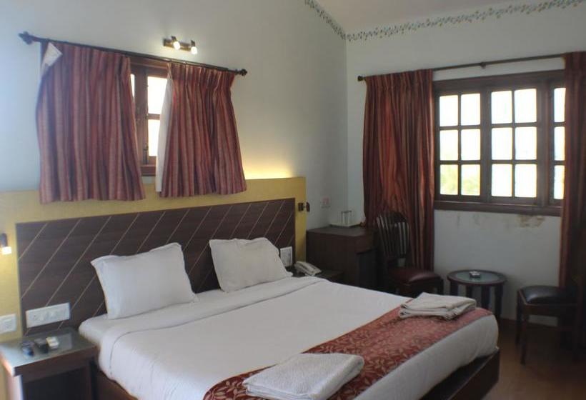 Oyo 7454 Hotel Ronaldo S