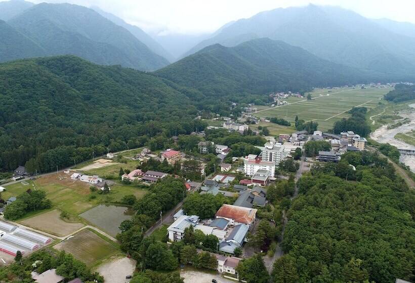 Рёкан Guest Room Furusatomura Kogeikan