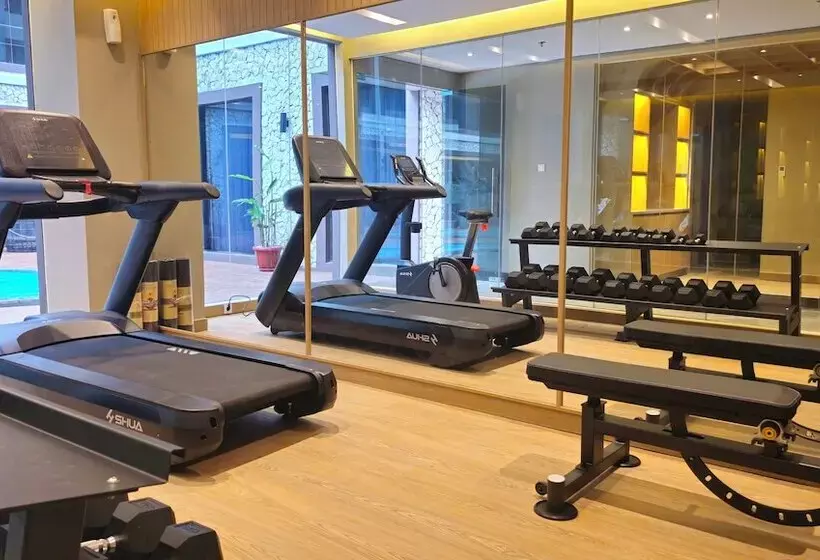 ホテル Swiss Belinn Indramayu