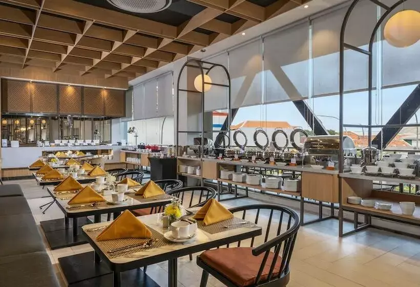 ホテル Swiss Belinn Indramayu