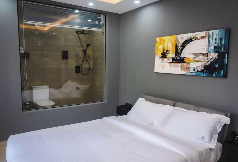 هتل The L Boutique Tz